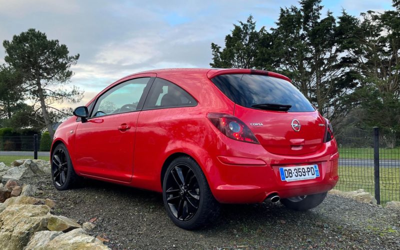 Gh-automobiles-vente-opel corsa rouge11