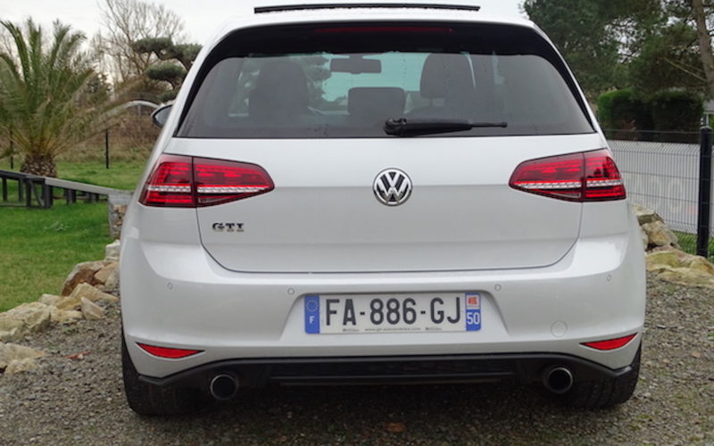 Gh-automobiles-vente-gti blanche 14