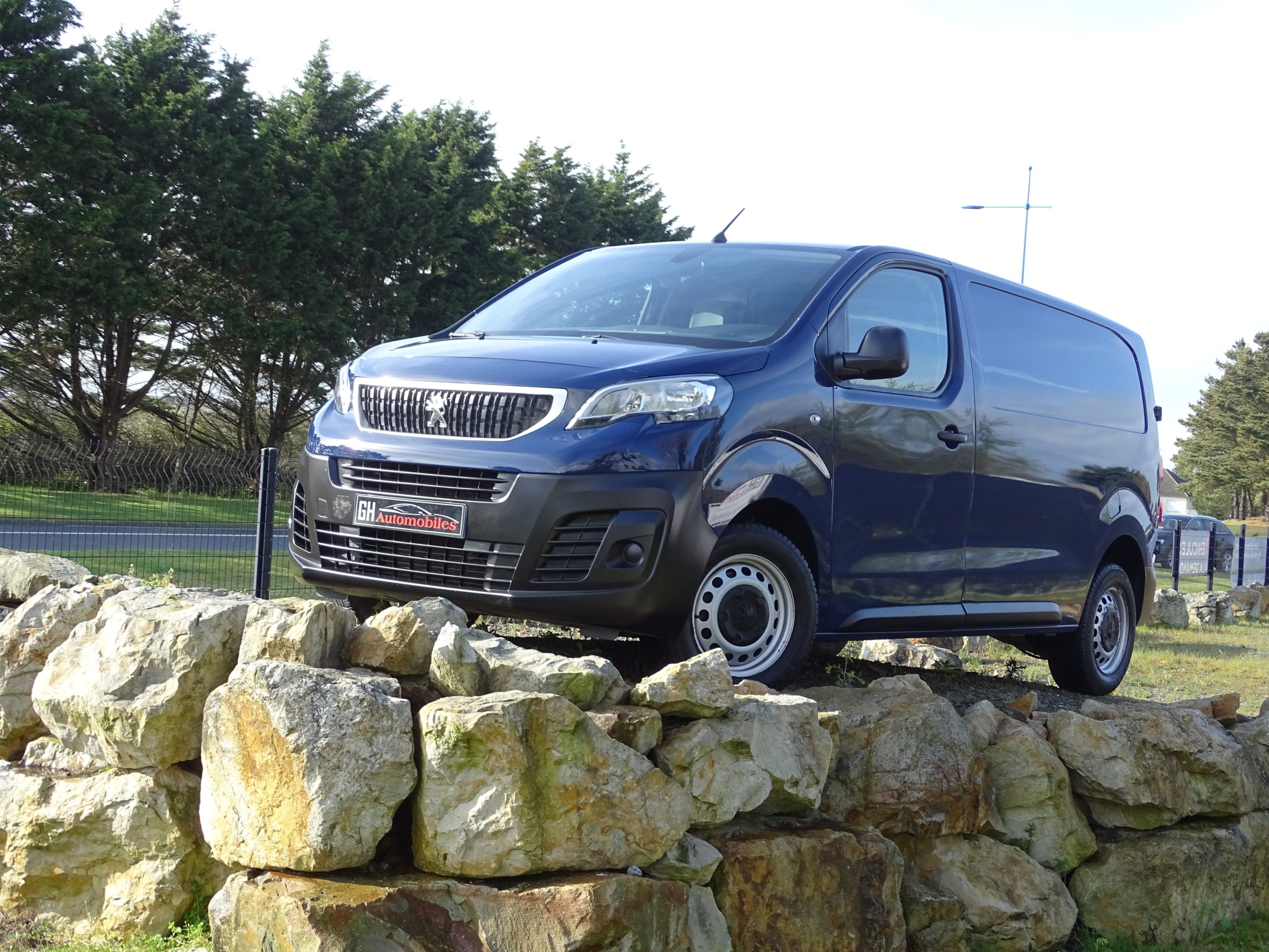 VENDU Peugeot expert standard 2.0 bluehdi 120ch GH Automobiles