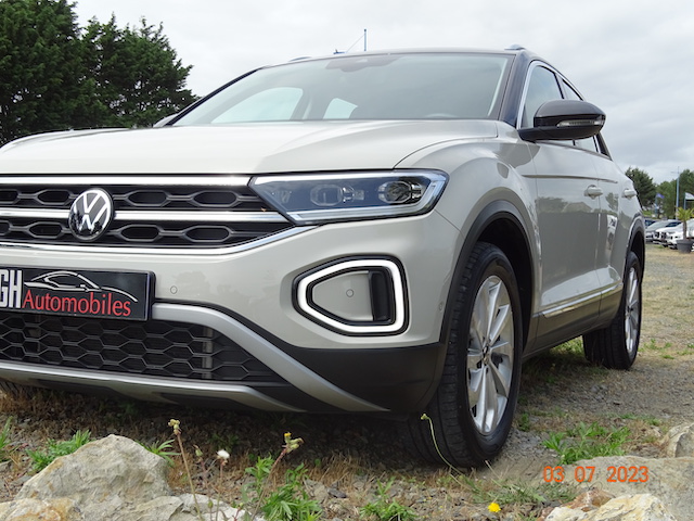 Fiche Technique Volkswagen T-Roc 1.5 TSI EVO 150ch Style DSG7 (2022) (  portes - 38 885 €)